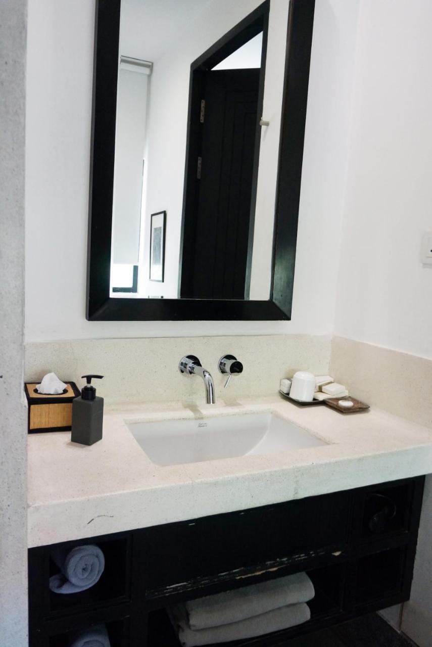Hotel Ofuro Phnom Penh Bagian luar foto