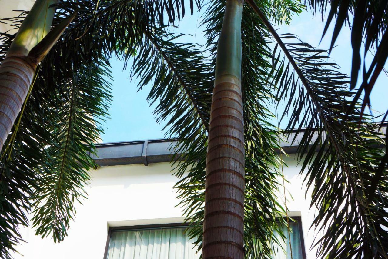 Hotel Ofuro Phnom Penh Bagian luar foto